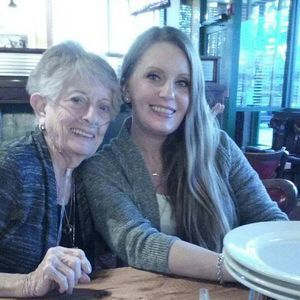 Meet your Posher, Shana